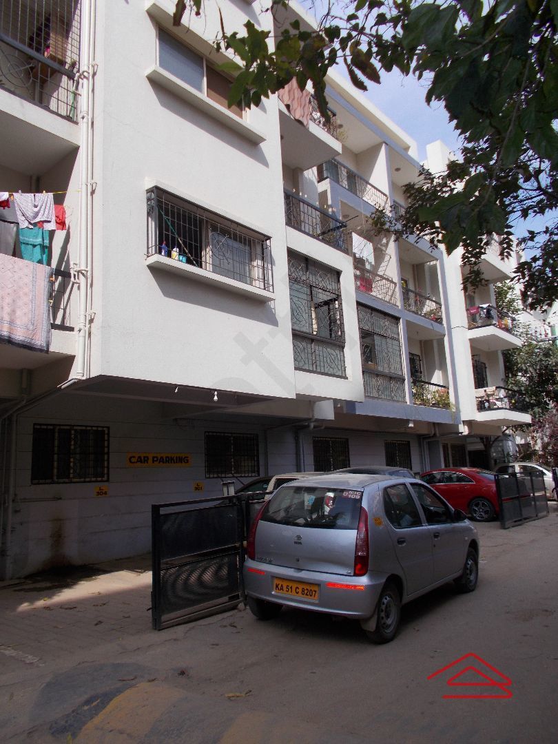 2  BHK - 1025 sqft