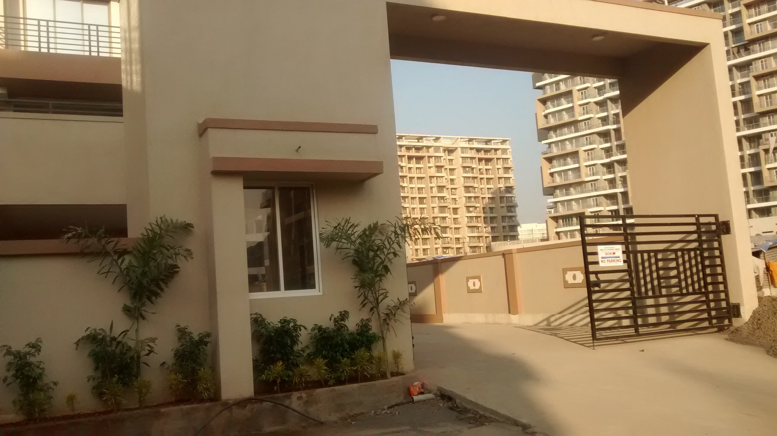 2  BHK - 1050 sqft