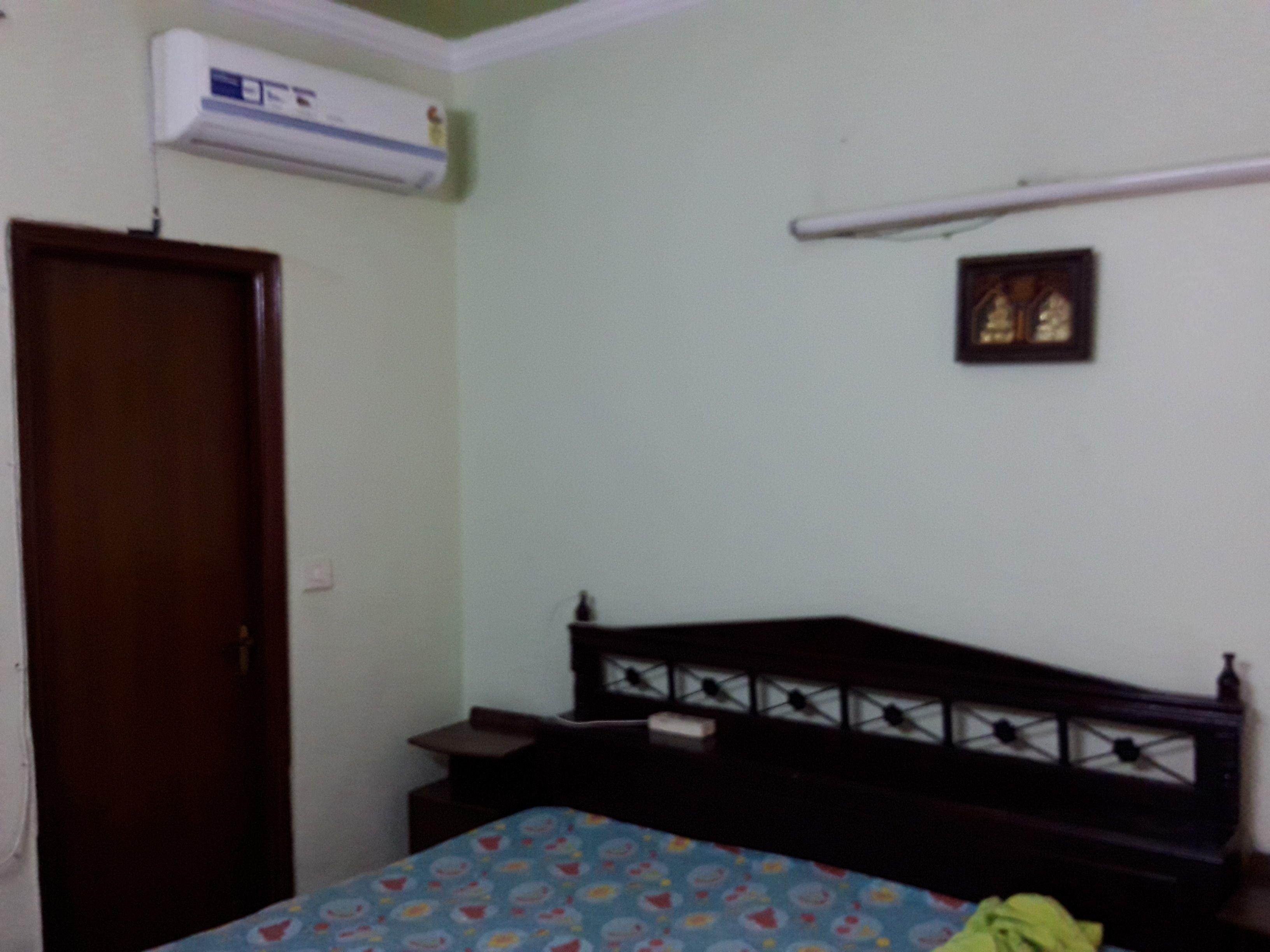 1  BHK - 350 sqft