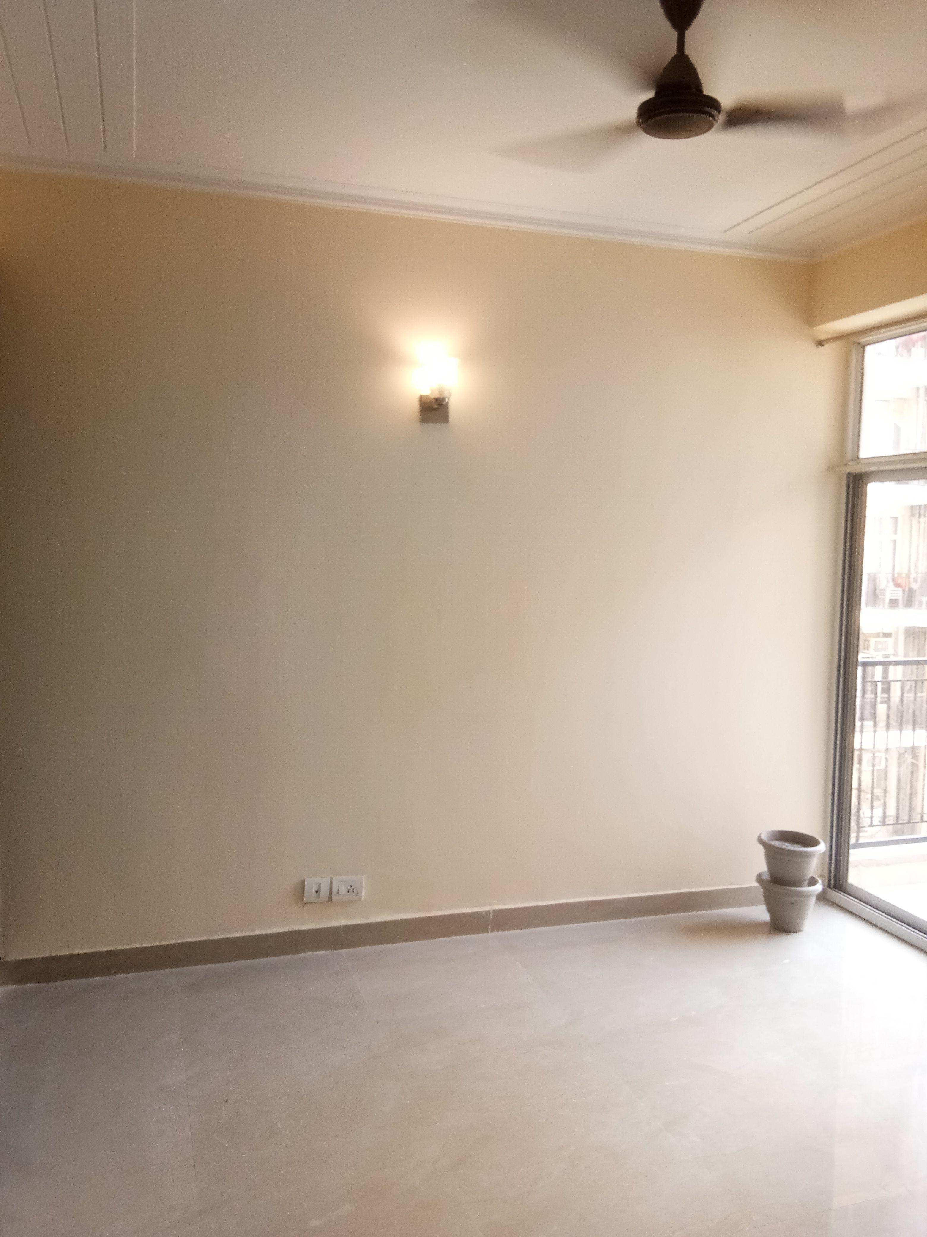 2  BHK - 1015 sqft